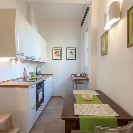 Casa de hóspedes Via Delle Caldaie 1 *